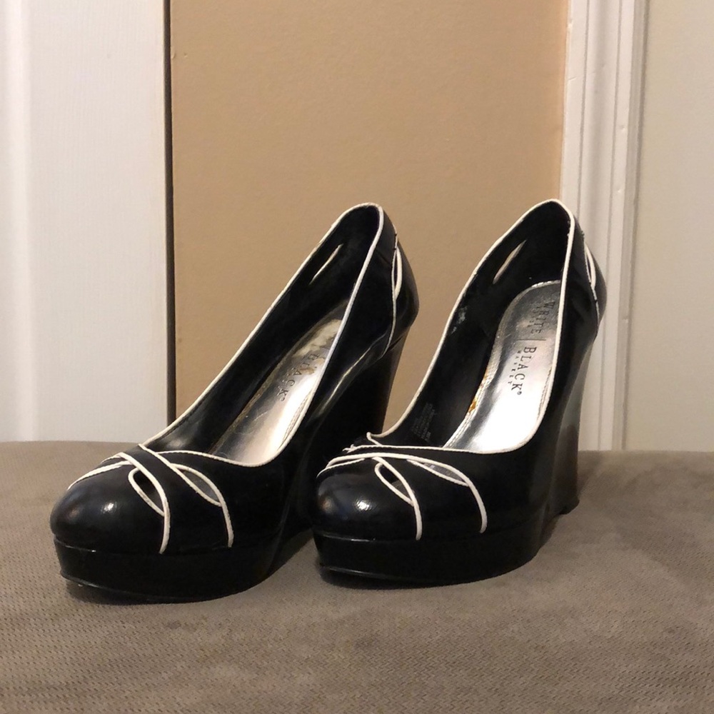 White House Black Market Shoes